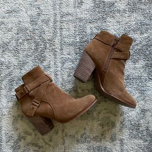 Gianni Bini suede ankle boots